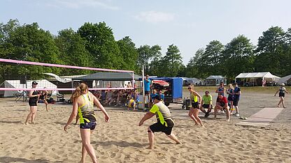 651a81e7-13c3-4717-a335-0c98f8465e95