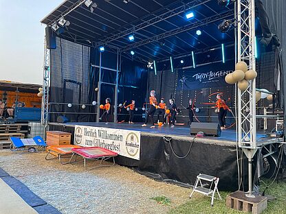 98590b40-9edf-4b67-a81a-17b4eb298baa