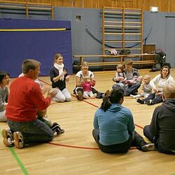 Fotos Eltern-Kind-Turnen 02.12.2010 054